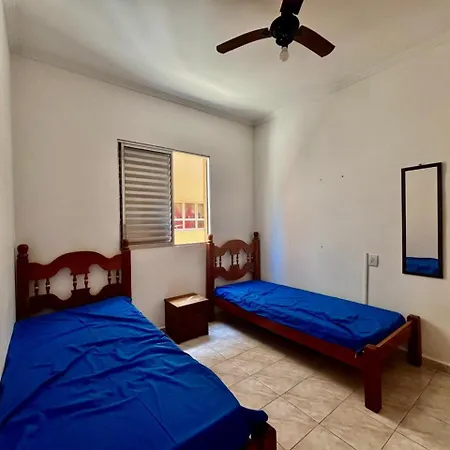 Apto próximo da praia com garagem-3